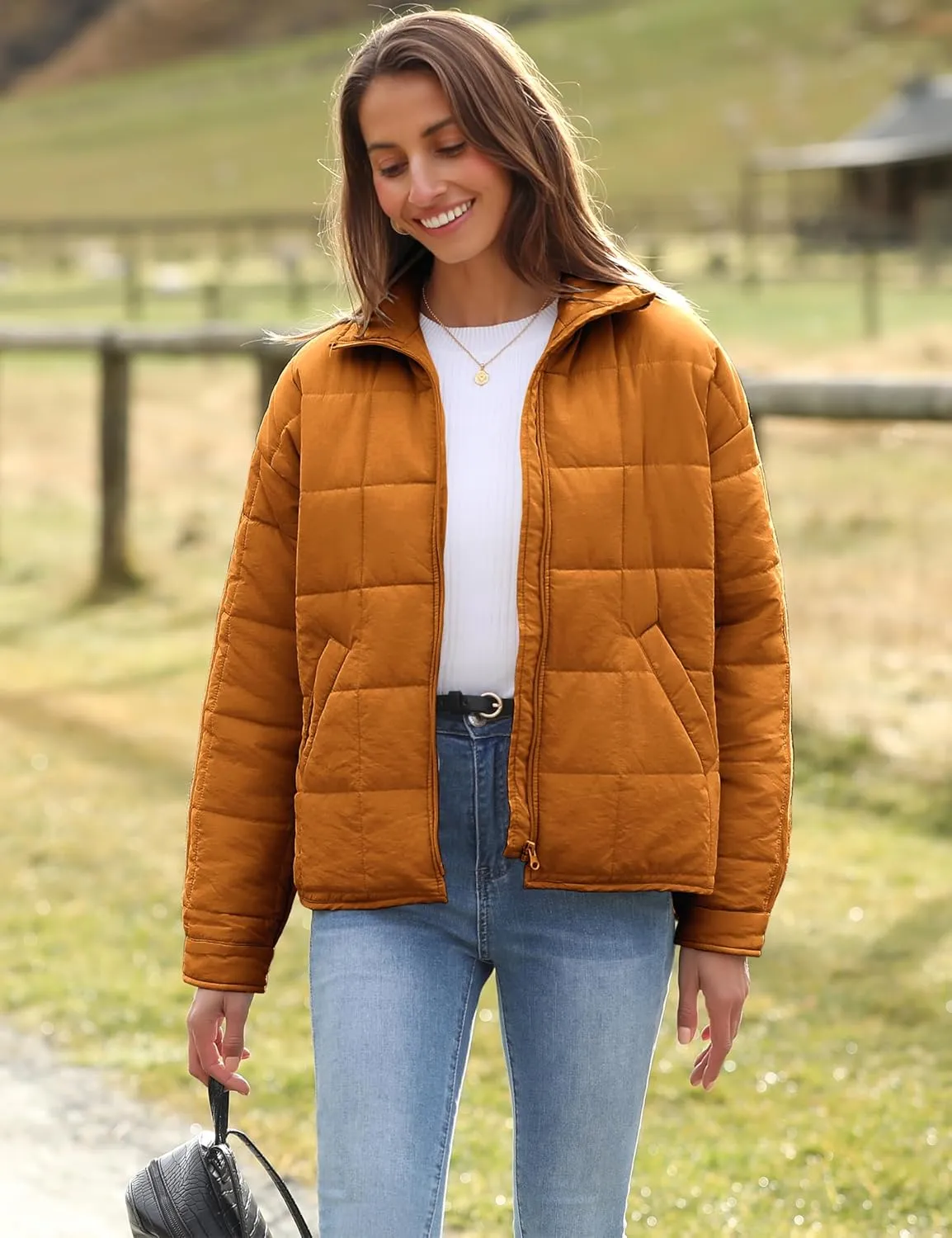 Huaqiao Womens Quilted Puffer Jackets Lightweight Zip up Short Winter Coat with Pockets